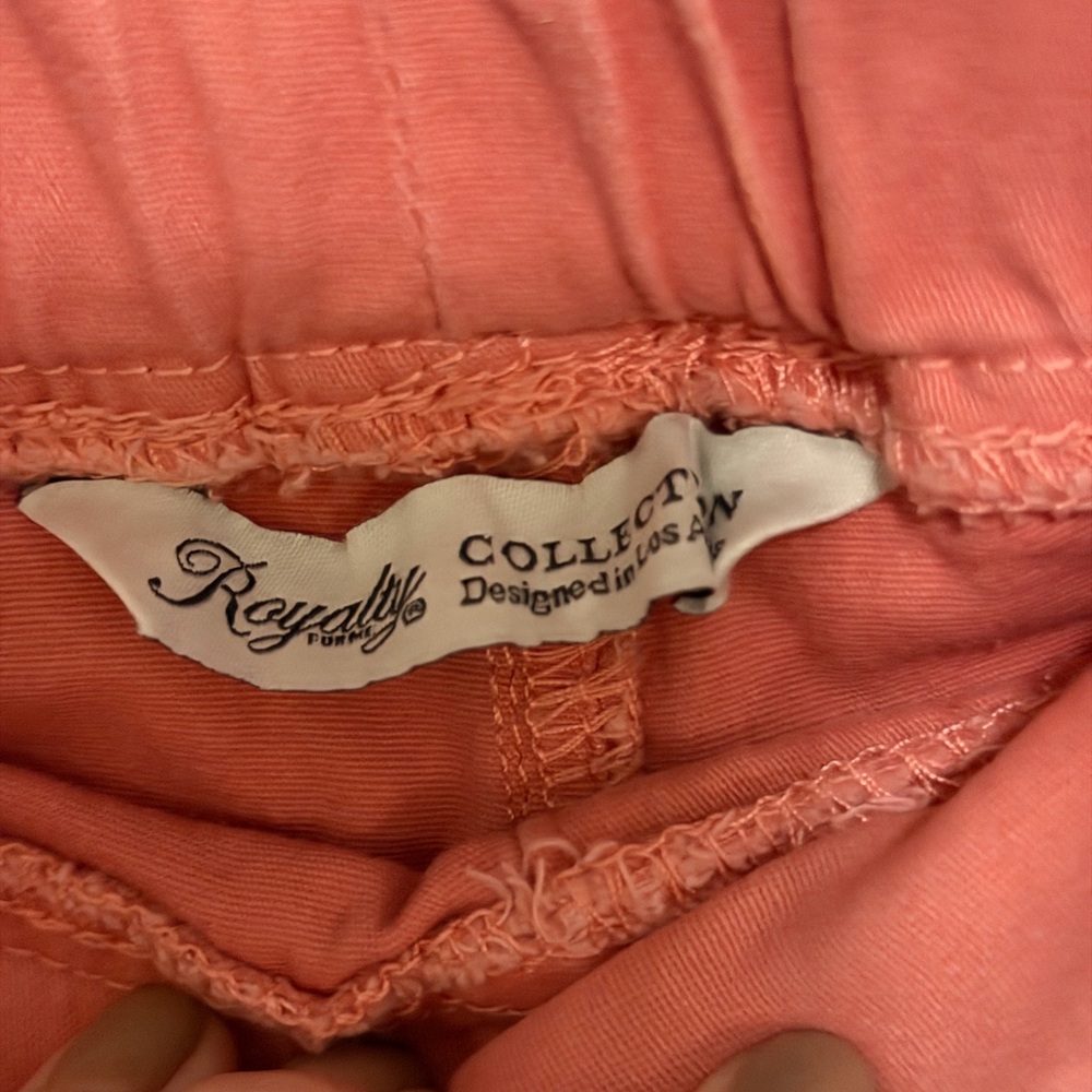 Royalty Collection Women’s Shorts L - Picture 5 of 7